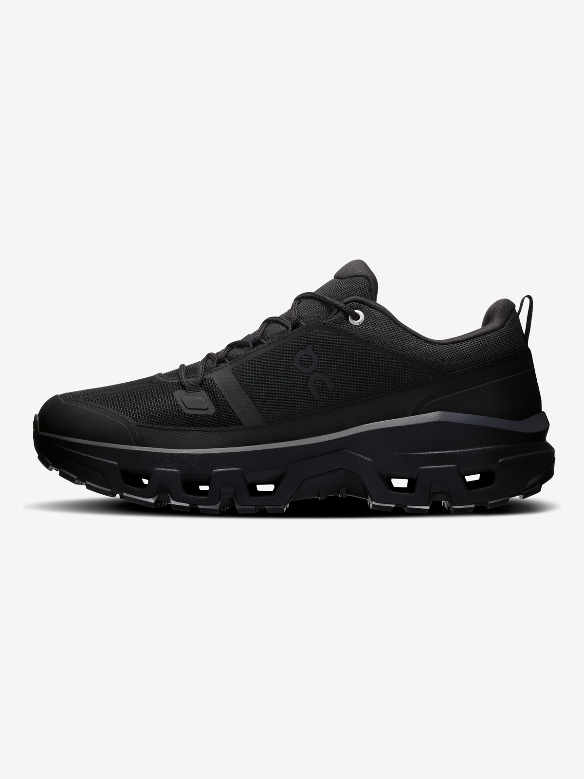 ON RUNNING - Men Cloudrock Low Wp Sneakers