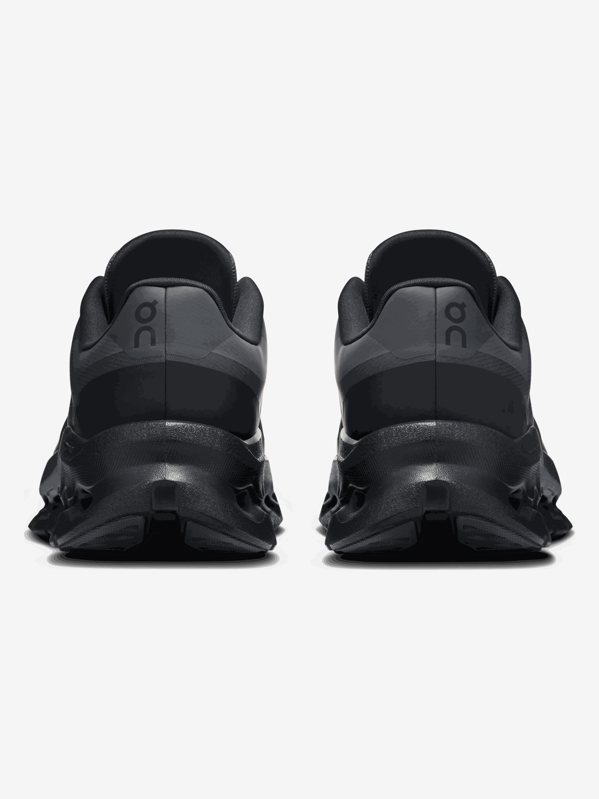ON RUNNING - Men Cloudtilt Remix Sneakers