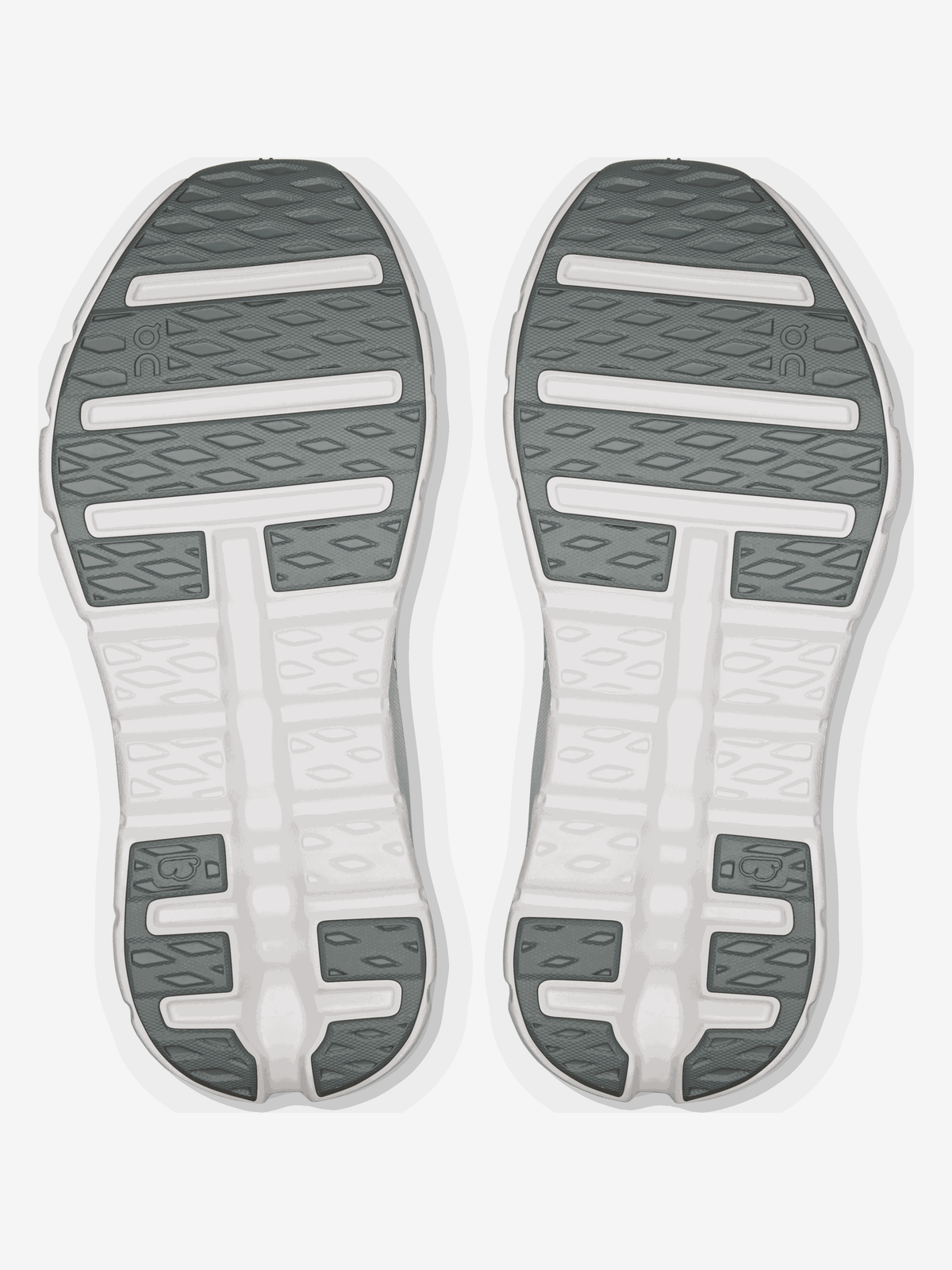 ON RUNNING - Women Cloudtilt Sneakers