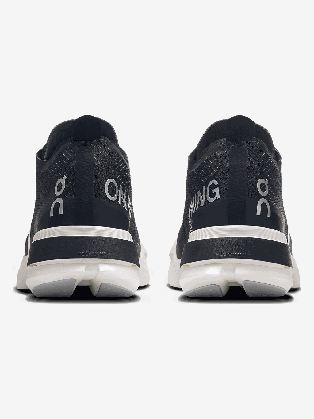 ON RUNNING - Women Cloudboom Strike Sneakers
