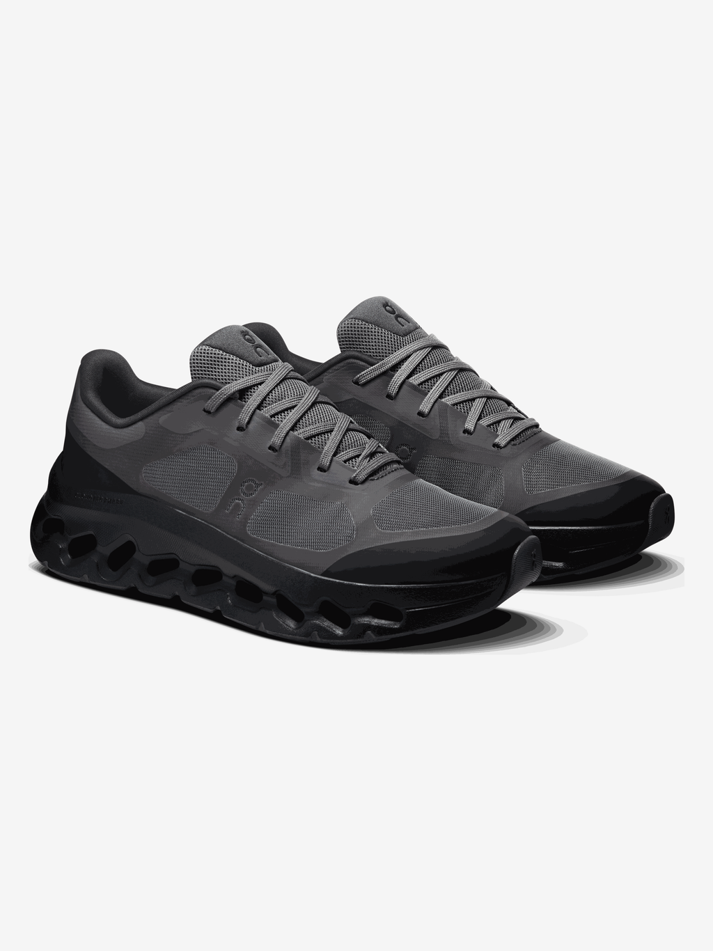 ON RUNNING - Women Cloudtilt Remix Sneakers
