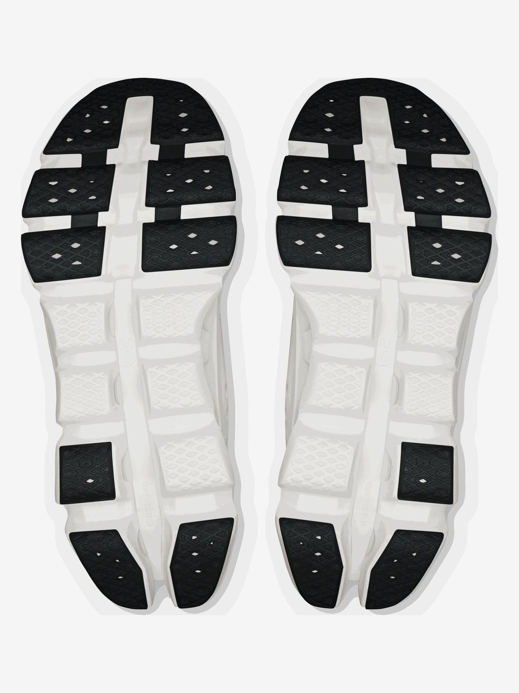 ON RUNNING - Women Cloudswift Amp Sneakers